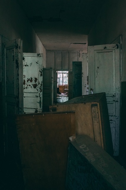 disaster-reconstruction-640x480-25841700.jpeg