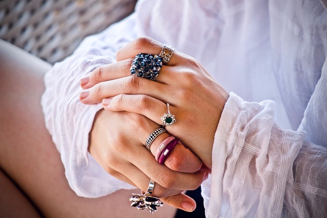 jewelry-insurance-640x480-71709069.jpeg