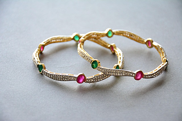 jewelry-insurance-640x480-82682295.jpeg