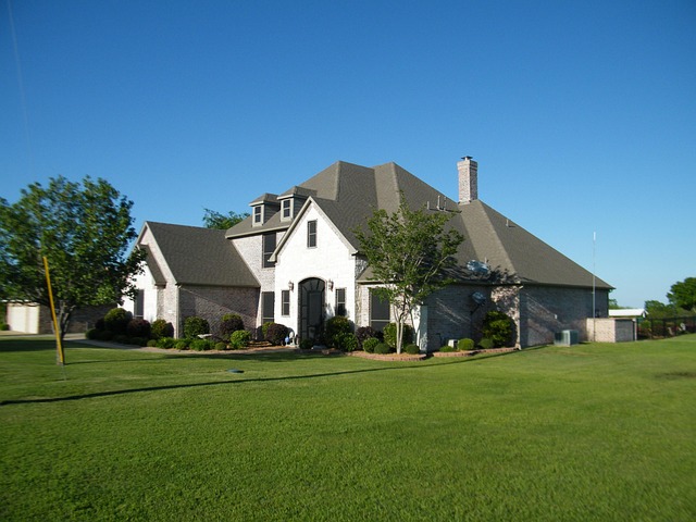 property-insurance-640x480-97343181.jpeg
