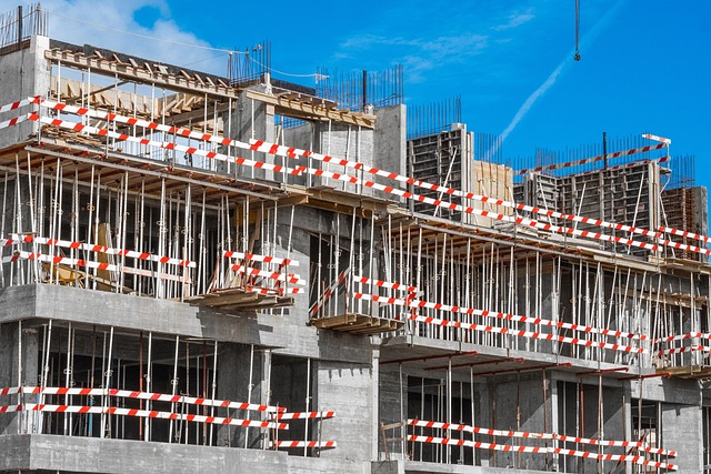 commercial-construction-640x480-10683033.jpeg