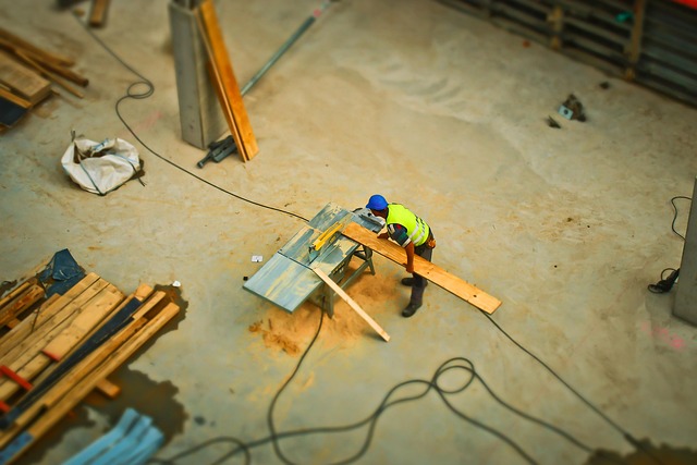 commercial-construction-640x480-19063610.jpeg