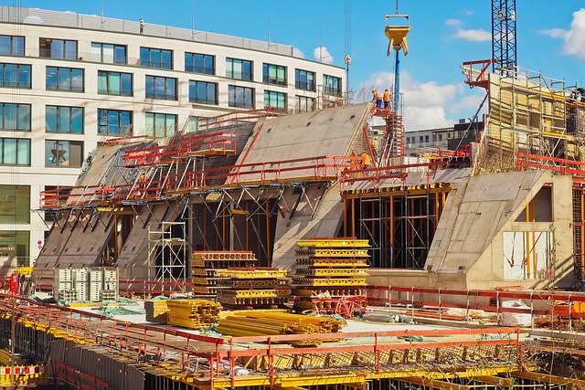 commercial-construction-640x480-61294735.jpeg