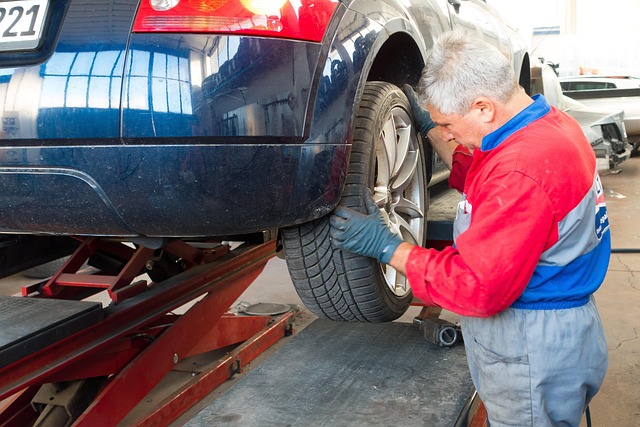 auto-repair-640x480-17953393.jpeg
