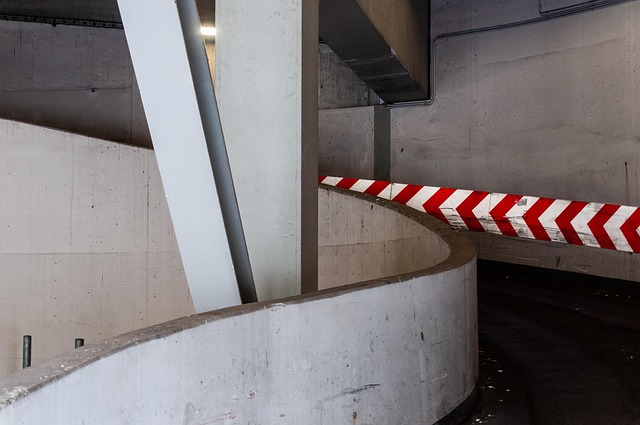 concrete-driveway-640x480-95814368.jpeg