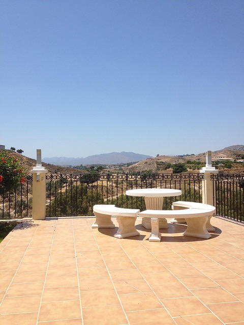 concrete-patio-640x480-46300244.jpeg