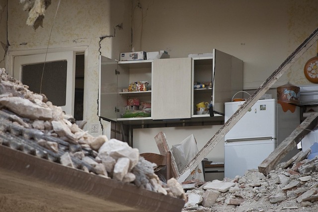 Winter-Ready San Antonio Homes: Prevent Burst Pipes, Sustainable Reconstruction