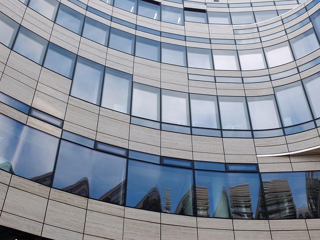 metal-buildings-640x480-56708351.jpeg