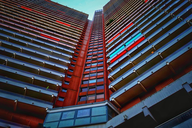 metal-buildings-640x480-69022194.jpeg