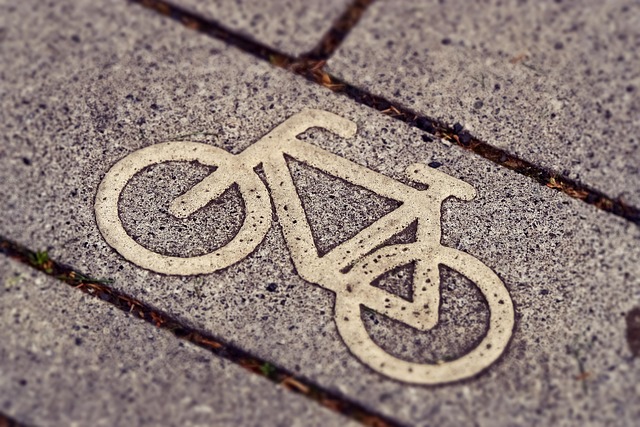 concrete-driveway-640x480-62725425.jpeg