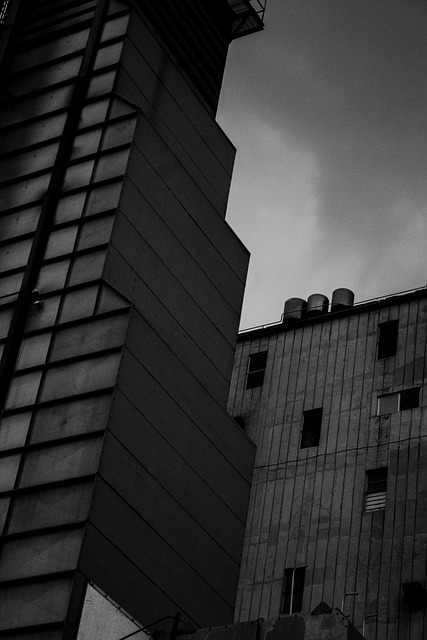metal-buildings-640x480-19669206.jpeg
